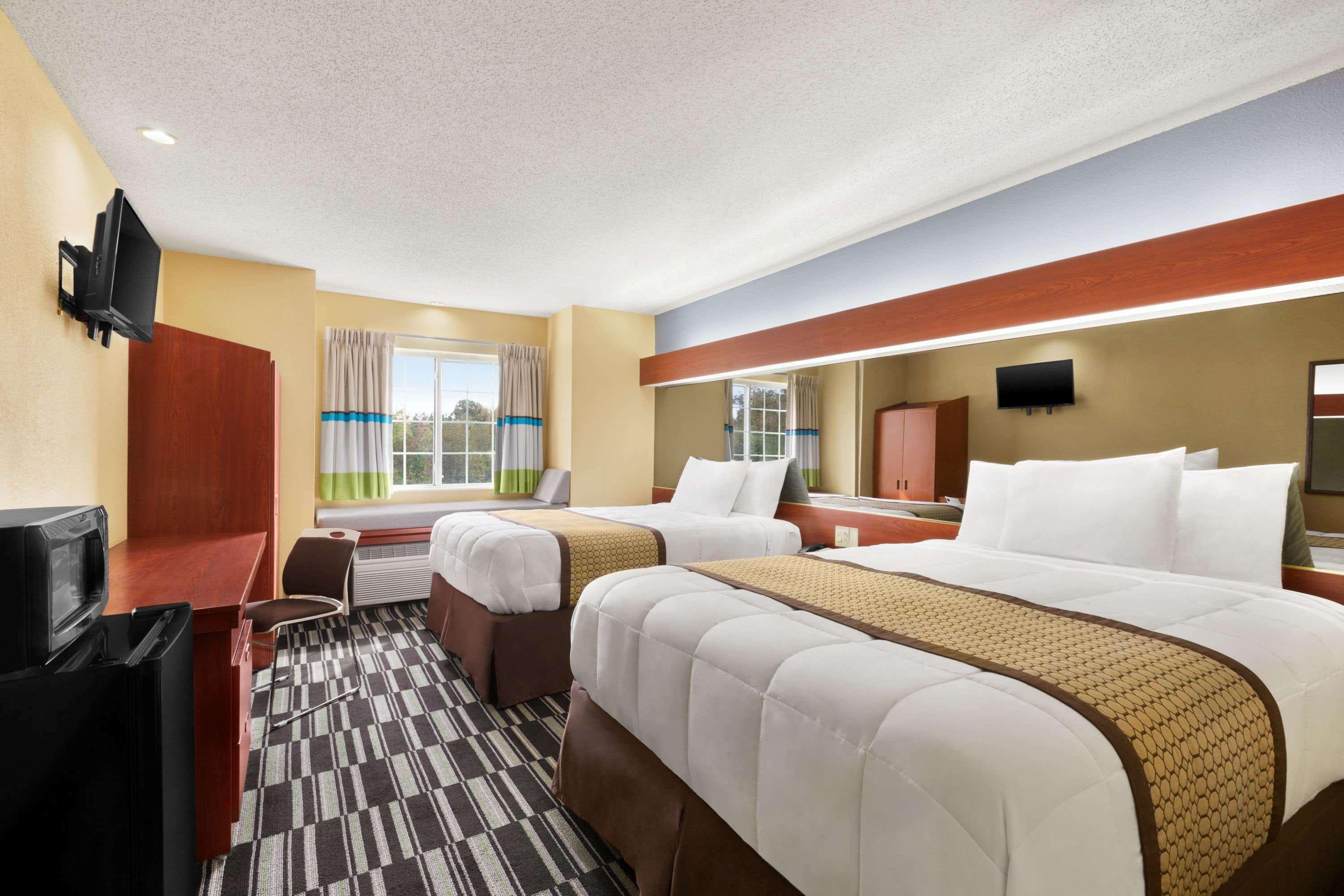 Microtel Inn & Suites By Wyndham Томасвилл Экстерьер фото